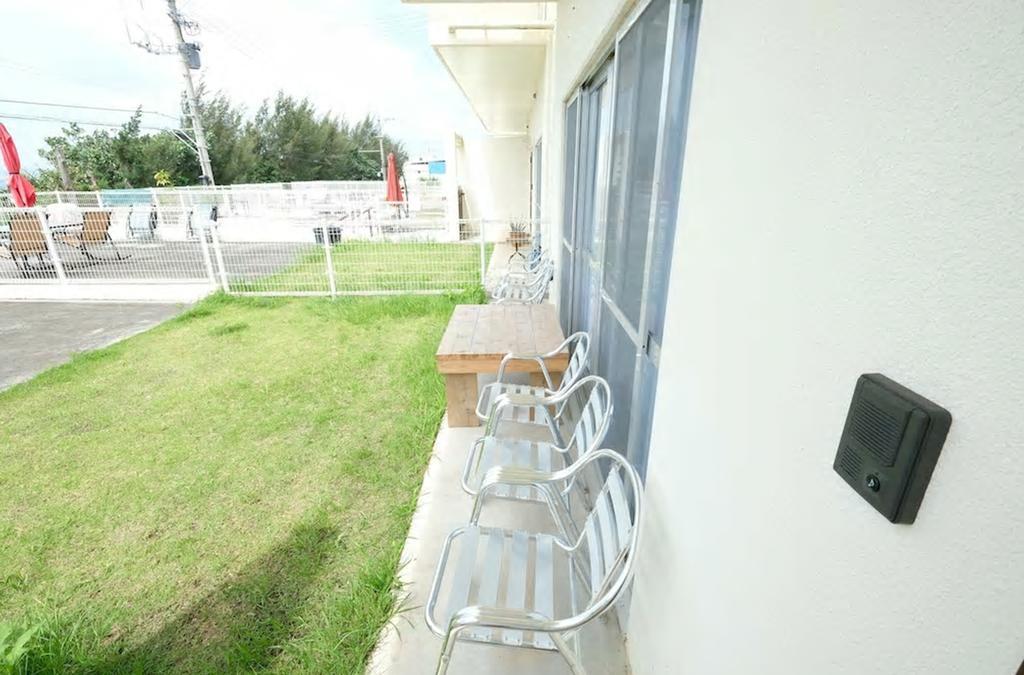 Sea Side Yaka Villa Onna Bagian luar foto